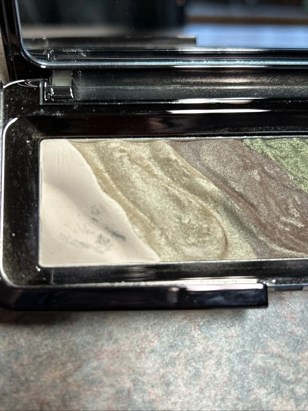 Hourglass Modernist Eye Shadow Palette-Color Field- Shade(NEW NO BOX)